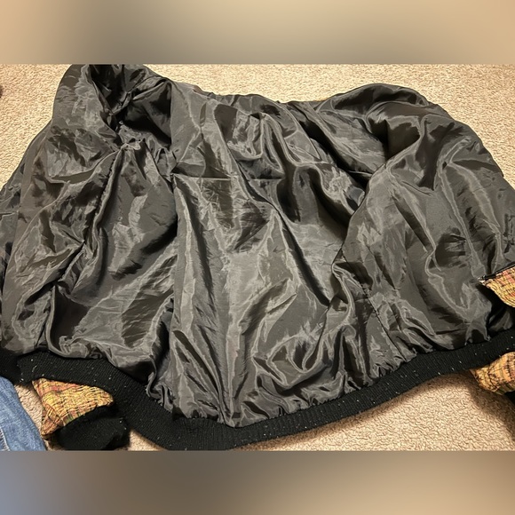 Unique womens vintage jacket. - Picture 3 of 3